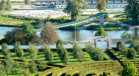 Things to do near botanic garden (botanischer garten). Prag - Botanischer Garten Troja