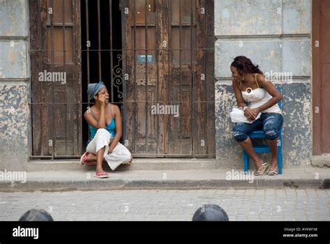 Two Cuban Women Stock Photo Alamy