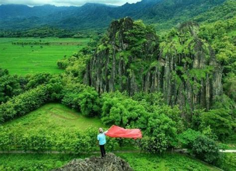 Fakta Fakta Menarik Gunung Sepikul Lokasi Syuting Wiro Sableng Dan