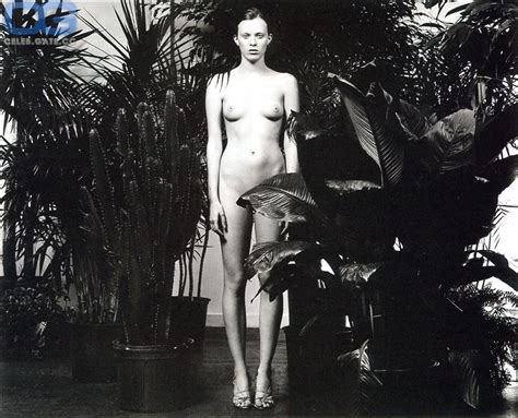 Karen Elson Nude Pictures Onlyfans Leaks Playboy Photos Sex Scene Uncensored