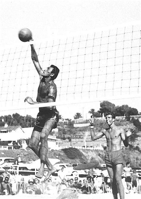 60s Beach Volleyball Legend Gene Selznick Volleyball History Mens