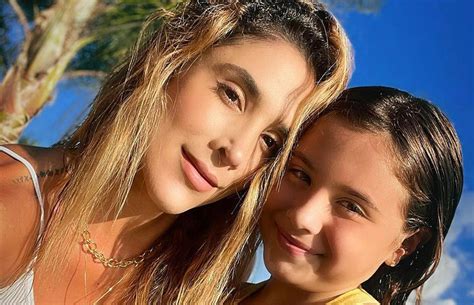 daniela ospina defendió a su hija salomé de críticas en redes sociales infobae