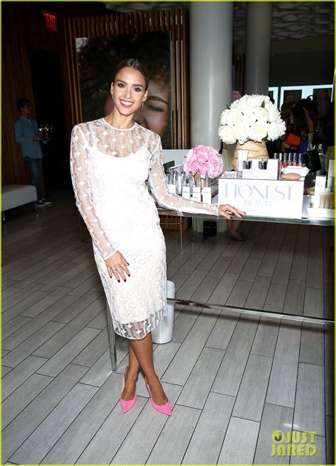 Jessica Alba Launches Honest Company Beauty Line In Nyc Photo 3456040