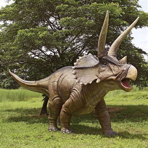 Realistic Dino Statues Triceratops Dinosaur Statue