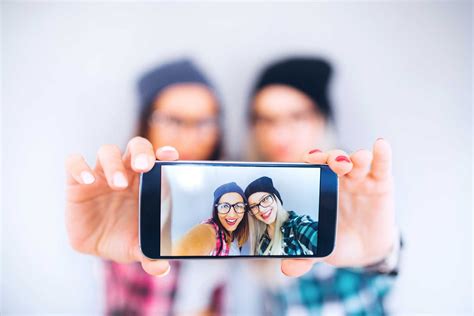 Mind Blowing Facts About Selfies Readers Digest