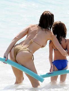 Softly Temperature Stephanie Seymour Looked Incredible With Her Brown Bikini Body In St Barts