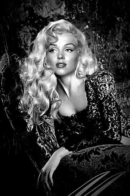 Marilyn Monroe Wow I Ve Never Seen A Photograph With Her Long Hair