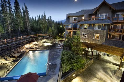 Vrbo Canmore Amazing Places To Stay With Hot Tub Pool Cabins