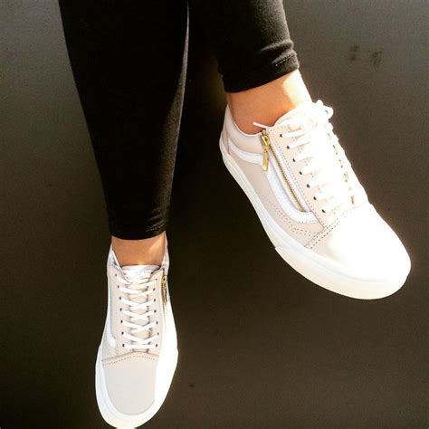 Faîtes votre choix parmi nos nombreuses références femme Tendance Chaussures 2017 - Les Vans sont dispos aussi en ...