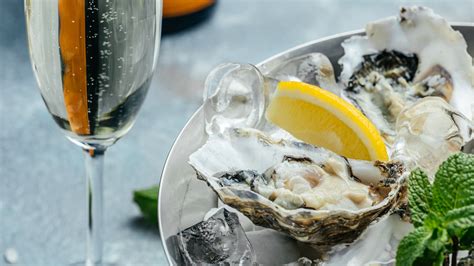 Why You Ll Never Find A Pearl In The Oysters You Eat