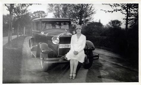 18 fascinating vintage snapshots of german ladies posing with their cars in the 1920s ~ vintage