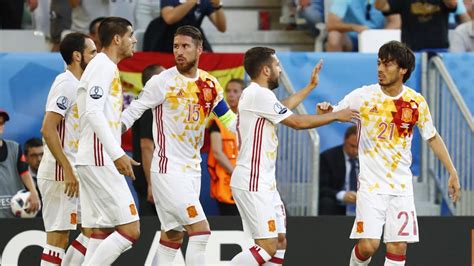 España juegan en vivo y en directo online tv por la fecha 7 de las eliminatorias al mundial qatar 2022. Resultado Croacia vs España - UEFA Eurocopa 2016