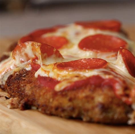 Chicken Parm Pizza 12 Tomatoes