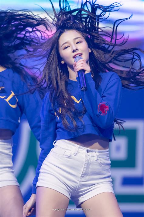 The Most Sexiest Outfit Of Nancy Momoland