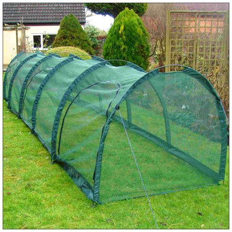 Plastic mesh has lightweight, economic cost, a variety of colors, and excellent corrosion resistance. Grow Tunnel | 4mm Garden Netting | Crop Protection | 5mx1mx1m