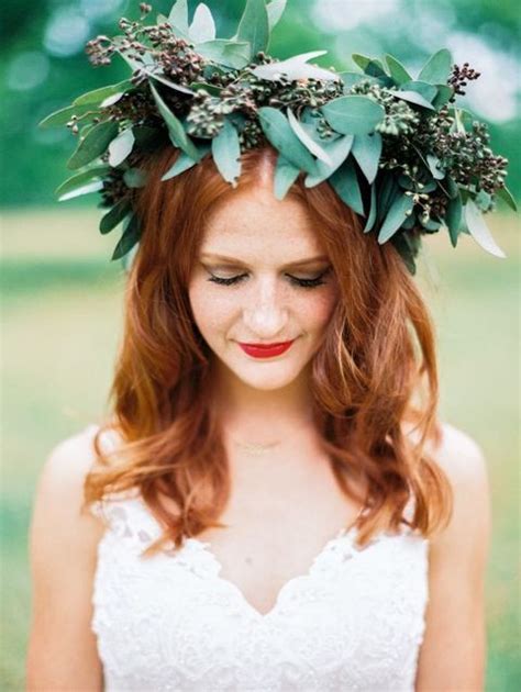 40 Winter Bridal Crowns From Flowers And Greenery