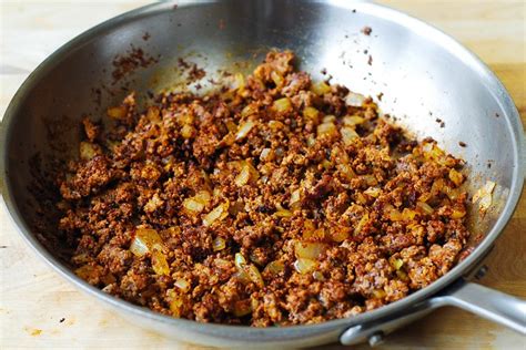 1 pound pinto beans, 1 pound grnd meat, 1 can. Recipe For Pinto Beans Ground Beef And Sausage / This cheese topped skillet cowboy rice ...