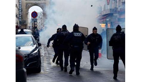 UPDATE French Police Use Tear Gas As Clashes Erupt At New Kurdish