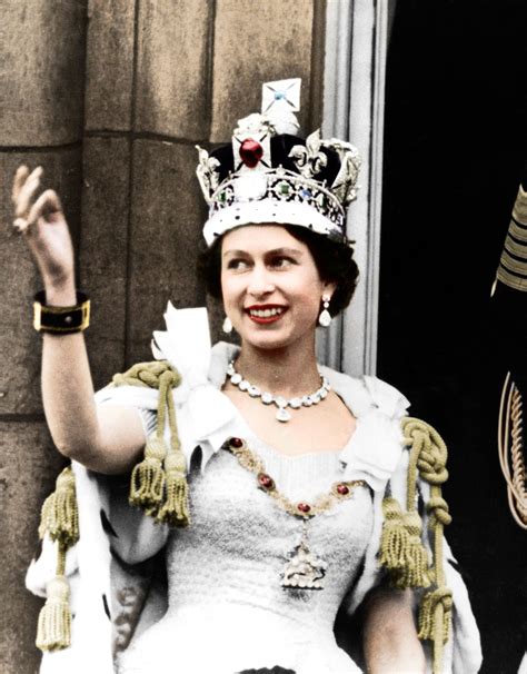 10 Faits Peu Connus Sur Le Couronnement De La Reine Elizabeth Ii En