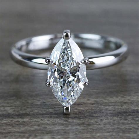 Glimmering Marquise Diamond Engagement Ring 1 Carat