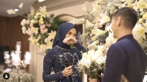 Rezky aditya pamer sederet foto bareng baby athar, fakta mencengangkan ini dibongkar citra rezky aditya iseng jodohkan sang putra dengan anak rekan artis lain, dapat balasan tak. Sebelum Melabuhkan Hati ke Rezky Aditya, Inilah Deretan ...