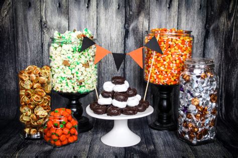Halloween Candy Table And Party Ideas The Diy Lighthouse
