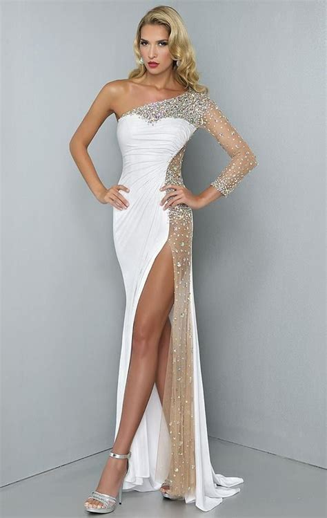 Can T Go Wrong With White White Prom Dress Prom Dresses Long Evening Dresses