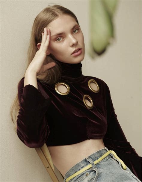 Liv Walker Model Superbe Connecting Fashion Talents