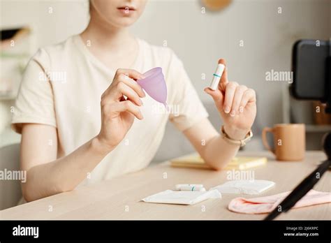 Achtsame Menstruation Fotos Und Bildmaterial In Hoher Auflösung Alamy