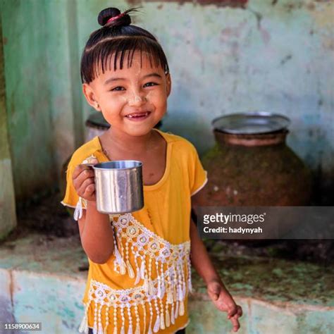 Myanmar Girl Photo All Photos And Premium High Res Pictures Getty Images