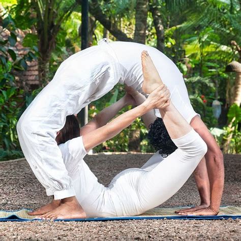 Easy Paryner Poses The Alo Yoga Coast Legging Yoga Yogainspiration