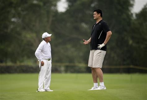 Photo Of Yao Ming Making Golf Legend Gary Player Look Like A Small