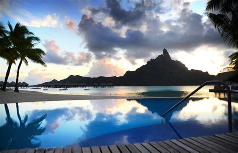 Le Méridien Bora Bora A Paradise Resort Set On A Blue Lagoon