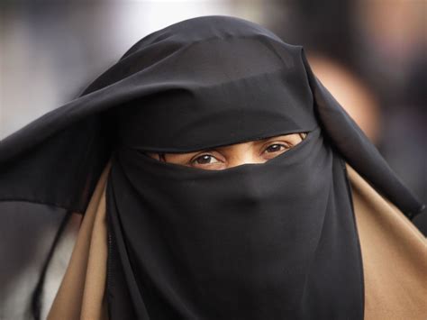 Muslim Women In Niqab