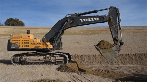 Volvo Ec700c Loading Volvo A35e And A35g Part 2 Youtube