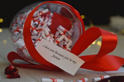 Then on new year's eve, open it and see what awesome stuff happened that year. 365 reasons why I love you, valentines day jar for couples ...
