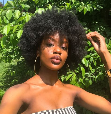 Afro Cheveux Crépus Naturels Beautiful Lips Natural Hair Beauty Curly