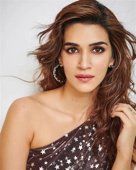 Kriti Sanon Hot And Sexy Photos Kriti Sanon Hot Hd Wallpapers And Porn Sex Picture