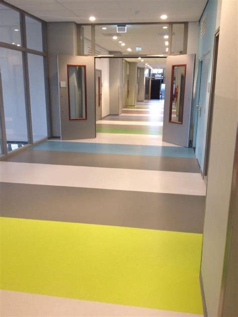 Currently, rubber kitchen flooring is only produced in commercial grades with patterns and designs with an aesthetic that is more commercial than residential. nora rubber flooring | nora Systems, Inc. | デザイン, 床, リノベーション