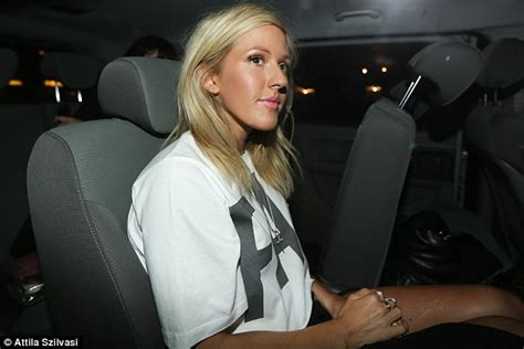 Ellie Goulding Flashes Svelte Legs As She Performs At Private Sydney Gig Daily Mail Online