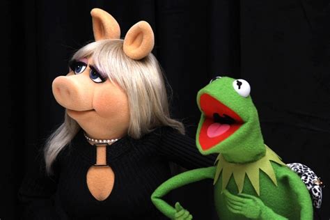 Into Film Reporter Oscar Chats To Kermit And Miss Piggy