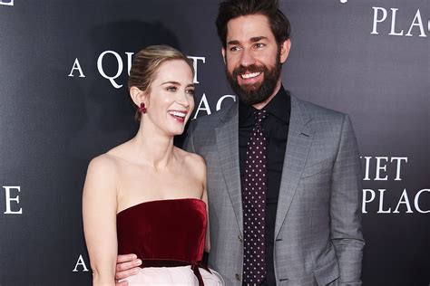 Emily stepped into hollywood with her debut movie 'the royal family' in 2001. How Emily Blunt Met Her Husband John Krasinski | Marie ...