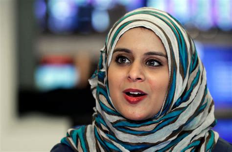 Accosted For Her Hijab Woman Now Teaches Muslim Empowerment The