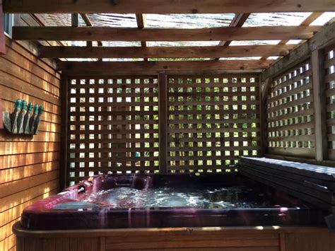 22 hot tub privacy ideas for every budget