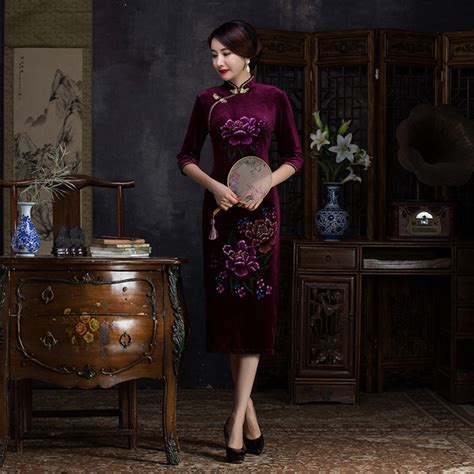 Fashion 2018 Velvet Cheongsam Sexy Qipao Long Purple Gown Chinese Traditional Dress Evening