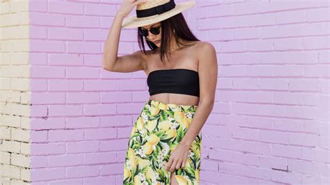Sexy Summer Outfits To Show Off This Season Stylecaster
