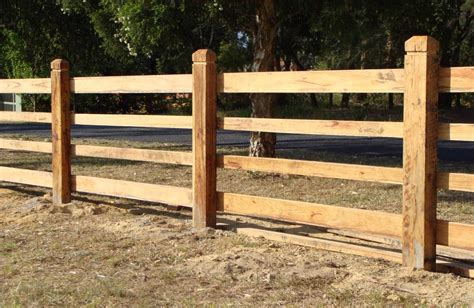 Types of split tail fences : Find a Rural Fence Builder near me - get 3 Rural Fence ...