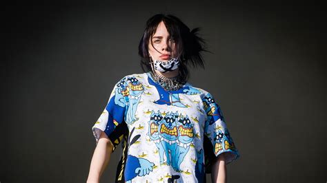 Billie Eilish Opened Up About Experiencing Depression And Panic Attacks