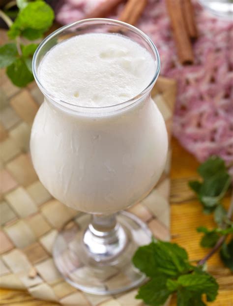 Indian Yogurt Lassi Lassi Variations Https Twosleevers Com