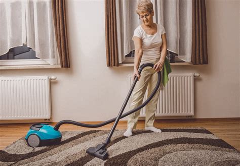 The 6 Best Lightweight Vacuum Cleaners For Elderly In 2023 Mobility